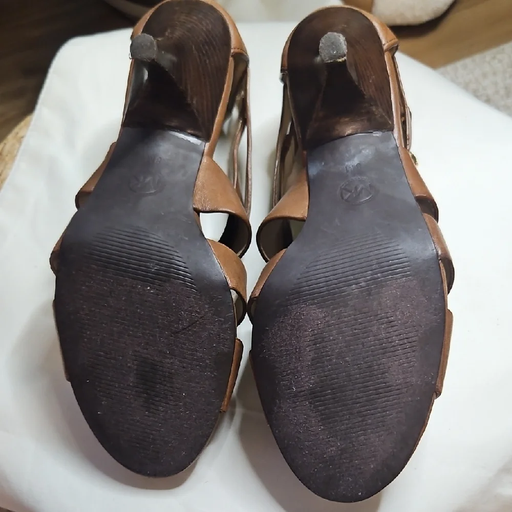 Michael Kors stylish brown